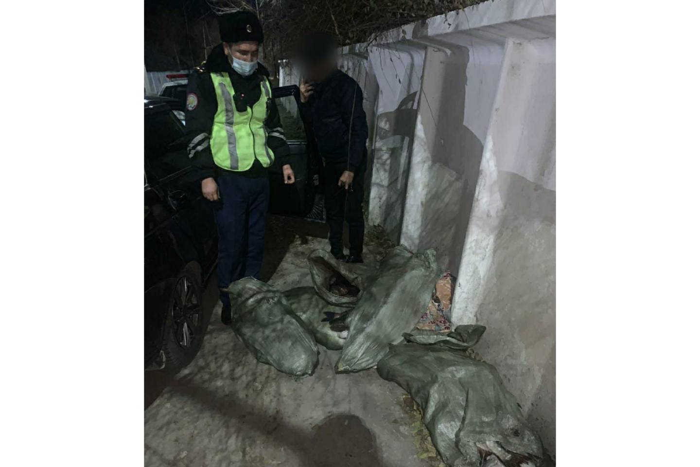 Усть-Каменогорск и ВКО / Усть-Каменогорск / Более 70 килограммов незаконно добытой рыбы перевозил мужчина в ВКО Усть-Каменогорск и ВКО / Усть-Каменогорск / Более 70 килограммов незаконно добытой рыбы перевозил мужчина в ВКО
