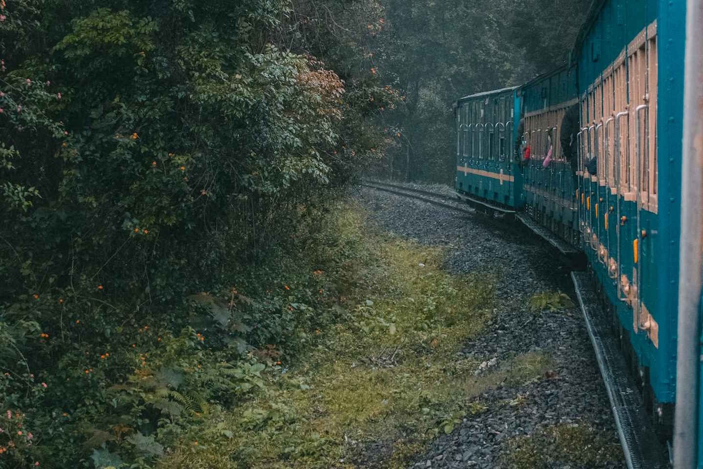 Усть-Каменогорск и ВКО / В поезде "Оскемен-Алматы" от духоты умер пожилой мужчина Усть-Каменогорск и ВКО / В поезде "Оскемен-Алматы" от духоты умер пожилой мужчина