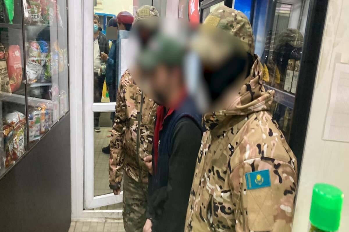 Происшествия в Казахстане и мире / Криминальные новости / Кодовое слово для сбыта гашиша придумал продавец алкоголя в Акмолинской области Происшествия в Казахстане и мире / Криминальные новости / Кодовое слово для сбыта гашиша придумал продавец алкоголя в Акмолинской области