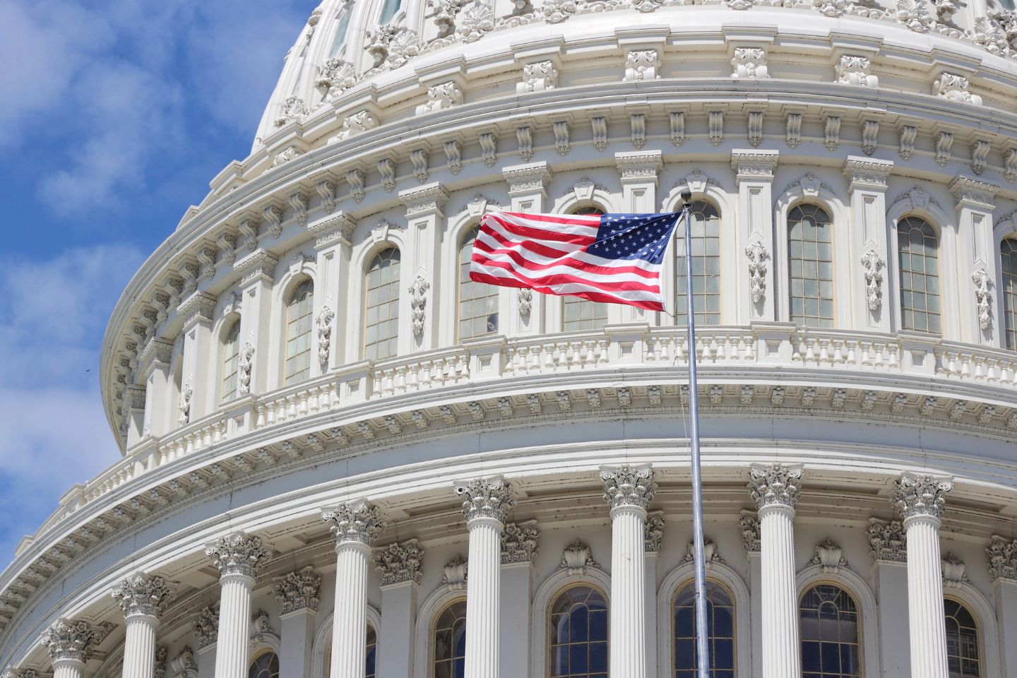Новости мира / Конгресс США готовит запрет на войну с Ираном — инициатива обеих партий Новости мира / Конгресс США готовит запрет на войну с Ираном — инициатива обеих партий