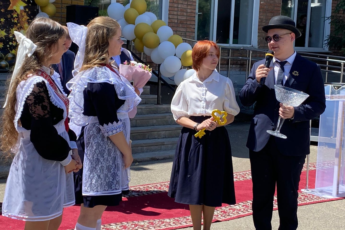 Усть-Каменогорск и ВКО / Усть-Каменогорск / В Усть-Каменогорске провожают выпускников во взрослую жизнь Усть-Каменогорск и ВКО / Усть-Каменогорск / В Усть-Каменогорске провожают выпускников во взрослую жизнь
