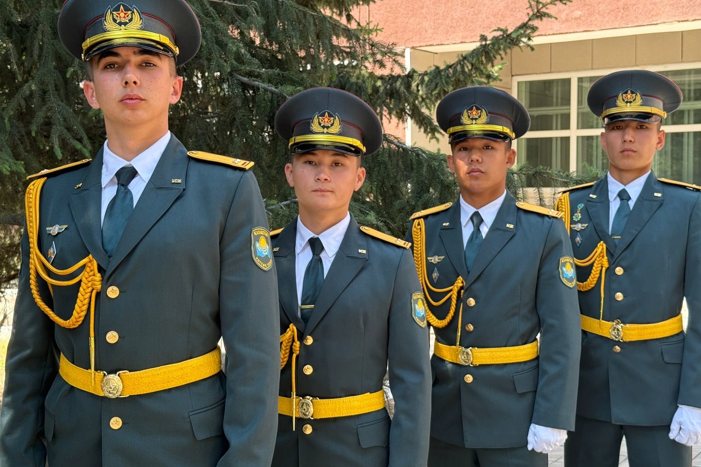Усть-Каменогорск и ВКО / Шығыс өңірінің әскери бөлімдеріне болашақ командирлер келіп қосылды Усть-Каменогорск и ВКО / Шығыс өңірінің әскери бөлімдеріне болашақ командирлер келіп қосылды