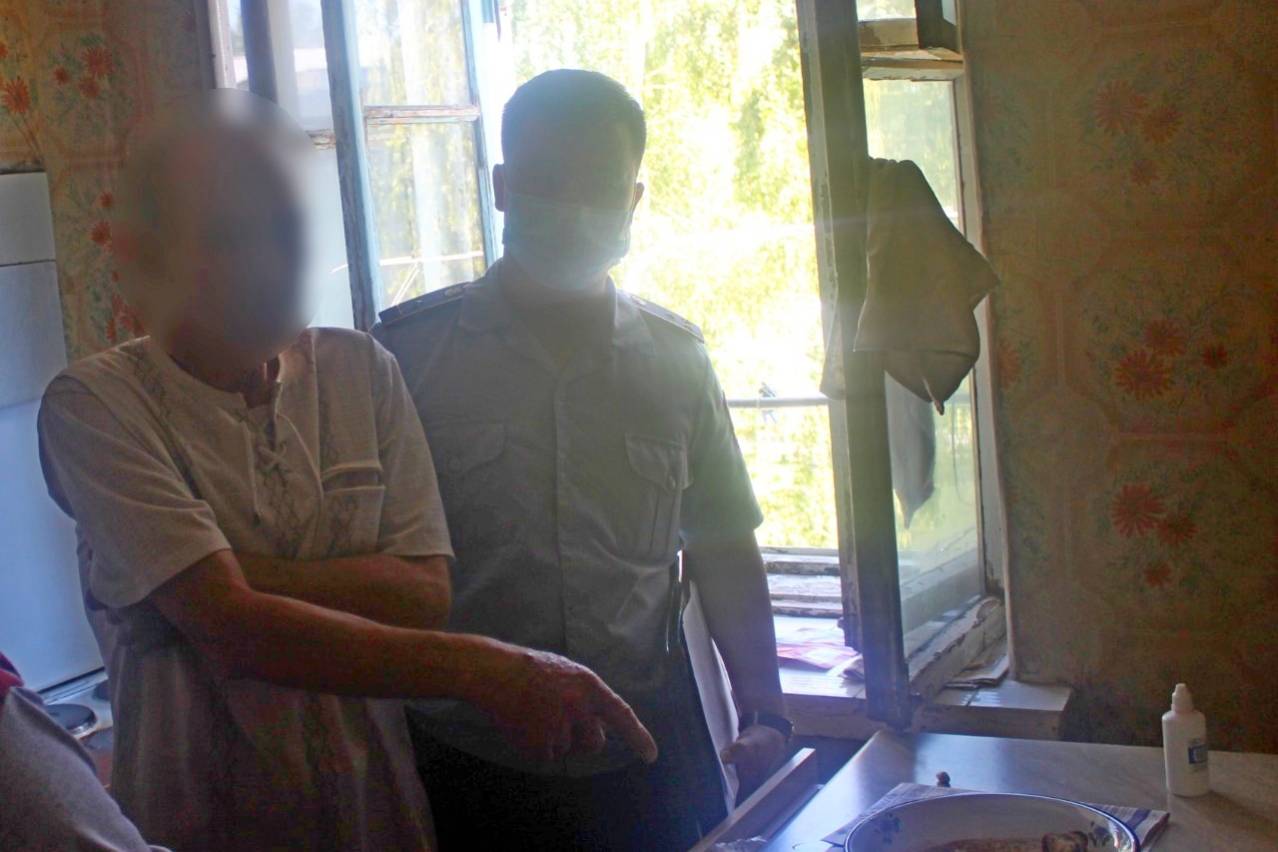 Усть-Каменогорск и ВКО / Мужчина изготавливал наркотики у себя дома в ВКО