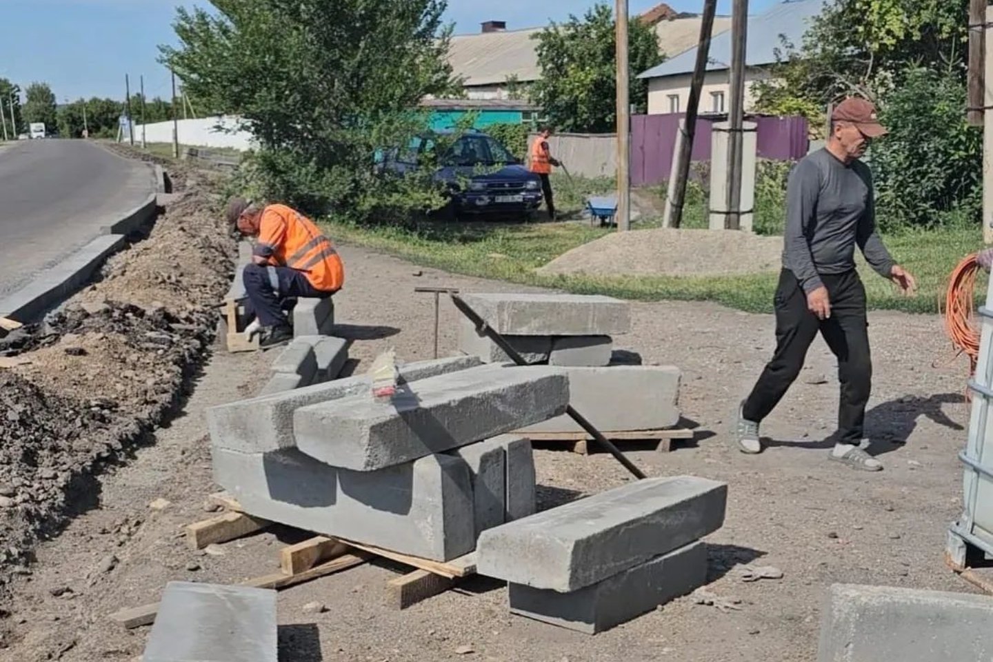 Усть-Каменогорск и ВКО / Шемонаиха (Шемонаихинский р-он) / В Шемонаихе в августе проведут средний ремонт 7 улиц и 5 дворовых территорий Усть-Каменогорск и ВКО / Шемонаиха (Шемонаихинский р-он) / В Шемонаихе в августе проведут средний ремонт 7 улиц и 5 дворовых территорий