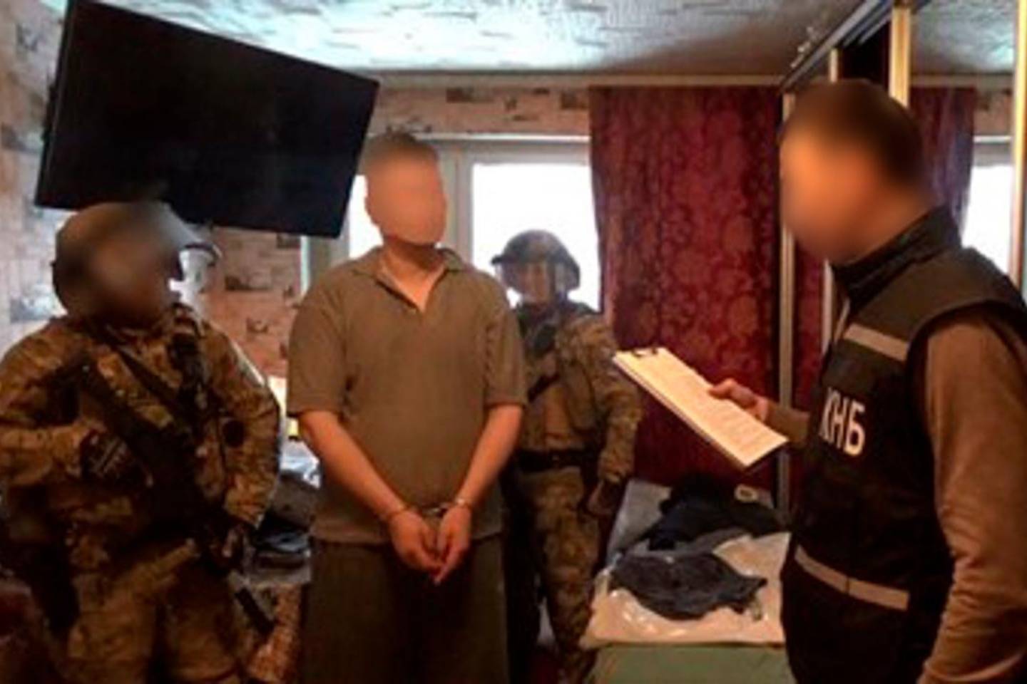 Происшествия в Казахстане и мире / Агента иностранной разведки, планировавшего покушение на президента и высокопоставленных лиц задержали в РК Происшествия в Казахстане и мире / Агента иностранной разведки, планировавшего покушение на президента и высокопоставленных лиц задержали в РК