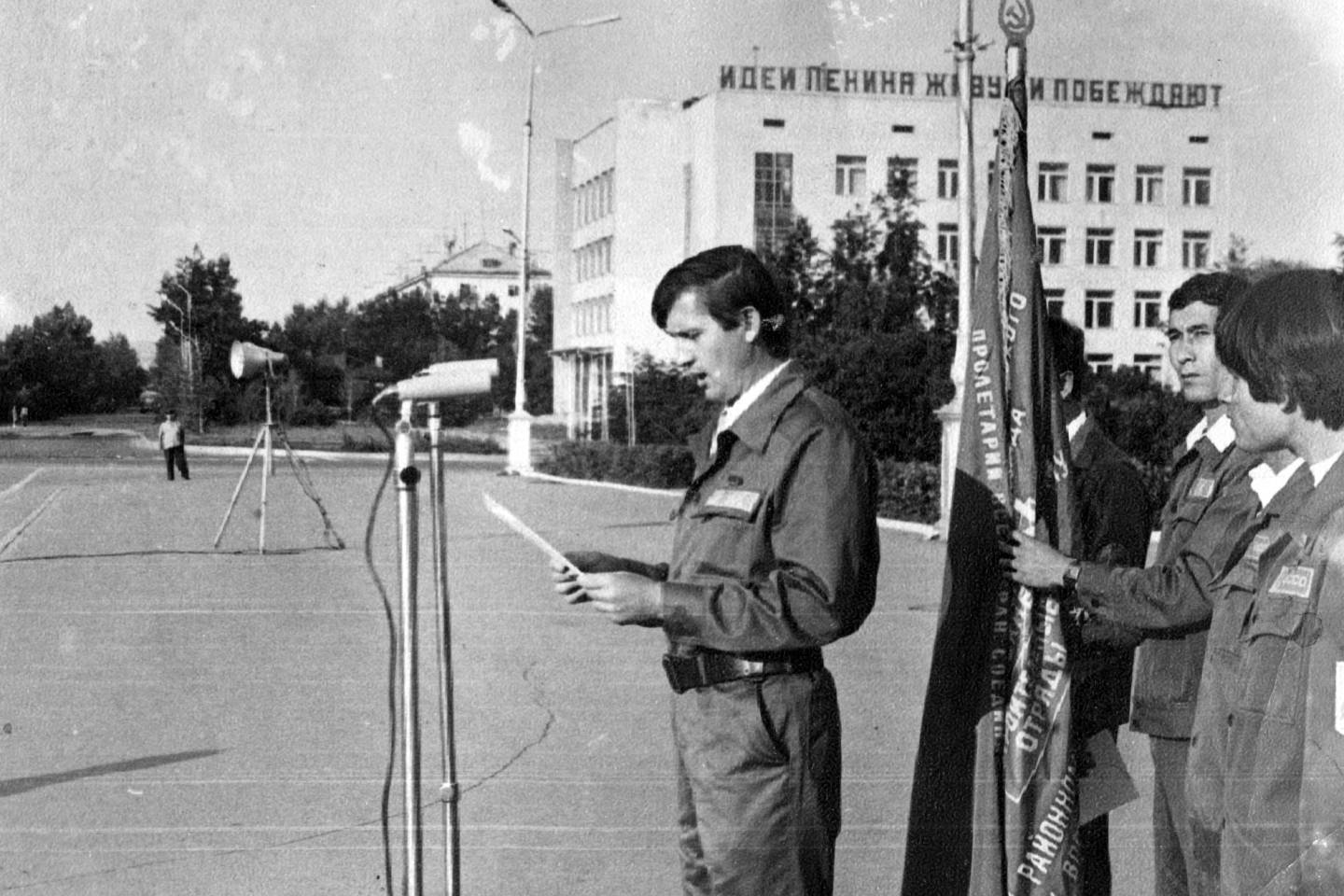 Статьи / НАШ КОМАНДИР: памяти друга Сергея Кузнецова Статьи / НАШ КОМАНДИР: памяти друга Сергея Кузнецова