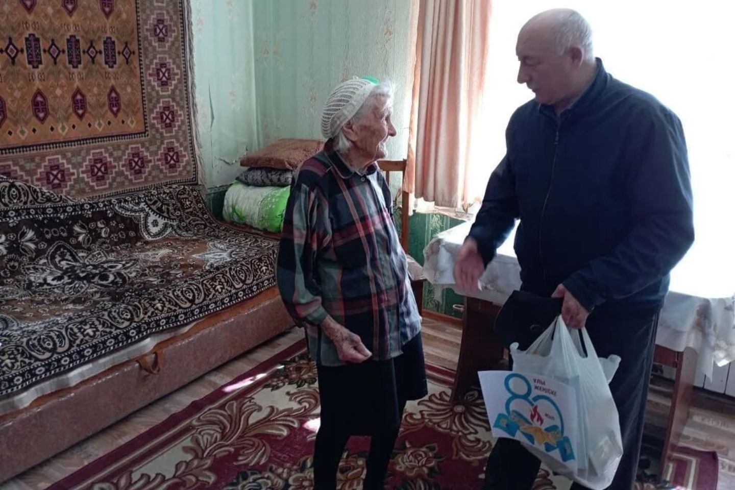 Усть-Каменогорск и ВКО / Риддер / С заботой о ветеранах: в Риддере тепло поздравили тружеников тыла Усть-Каменогорск и ВКО / Риддер / С заботой о ветеранах: в Риддере тепло поздравили тружеников тыла