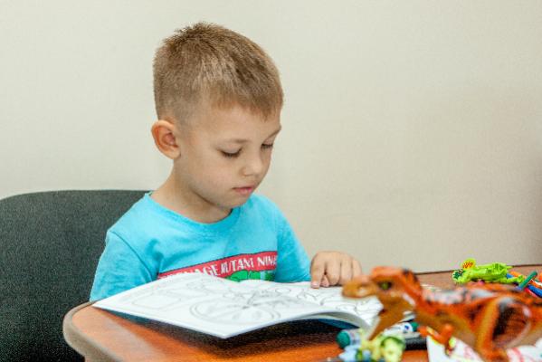 Усть-Каменогорск и ВКО / "Айгөлек" пе, айфон ба?: қазақша журнал бар, журнал оқитын бала жоқ Усть-Каменогорск и ВКО / "Айгөлек" пе, айфон ба?: қазақша журнал бар, журнал оқитын бала жоқ